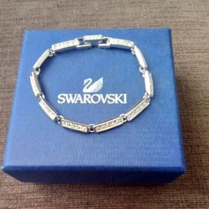 Swarovski Crystals Rhodium Bracelet S/M